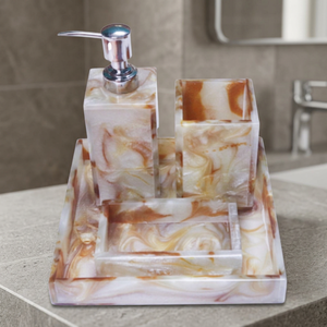 Ensemble d'accessoires de salle de bain de luxe en résine, comprenant un distributeur de savon liquide avec couvercle argenté et un porte-brosse à dents - Product Image 5