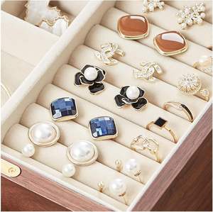 Boîte à bijoux en bois de noyer noir personnalisée, grande boîte organisatrice à tiroirs pour femmes avec couvercle en verre pour colliers, montres, bagues, boucles d'oreilles - Product Image 6