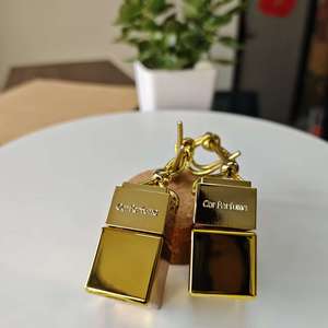 Factory Direct <strong>Mini</strong> 8ML Cube Opulent Car <strong>Diffuser</strong> Glass Bottle Hanging with Screw Cap - Product Image 5