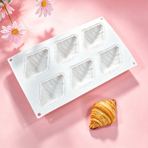 Molde de Silicona de 6 Cavidades para Croissants, Panecillos y Repostería, para Hacer Postres y Galletas - Product Image 2