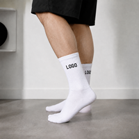 Chaussettes personnalisées OEM de haute qualité, chaussettes côtelées à logo brodé, chaussettes de sport avec faible MOQ pour l'entraînement et les activités de plein air