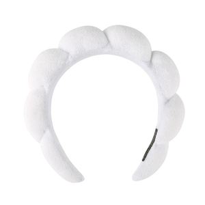 Diadema de esponja con diseño de nube esponjosa y trenzado, de perfil alto y ancho, suave, para maquillaje, yoga, lavado facial y cuidado de la piel, ideal como regalo - Product Image 4