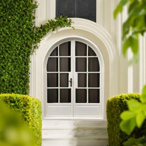 Porte française en acier et fer forgé de style français à dessus rond finition blanche - Product Image 2