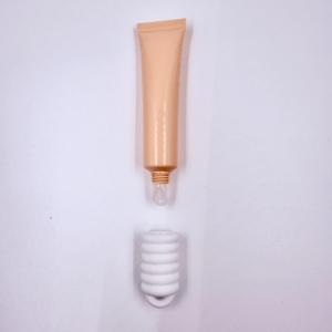 Tùy chỉnh rỗng d19mm nhựa PE Lip Balm Ống mỹ phẩm Bóp Son bóng son môi mềm Ống Bao bì với Applicator - Product Image 5