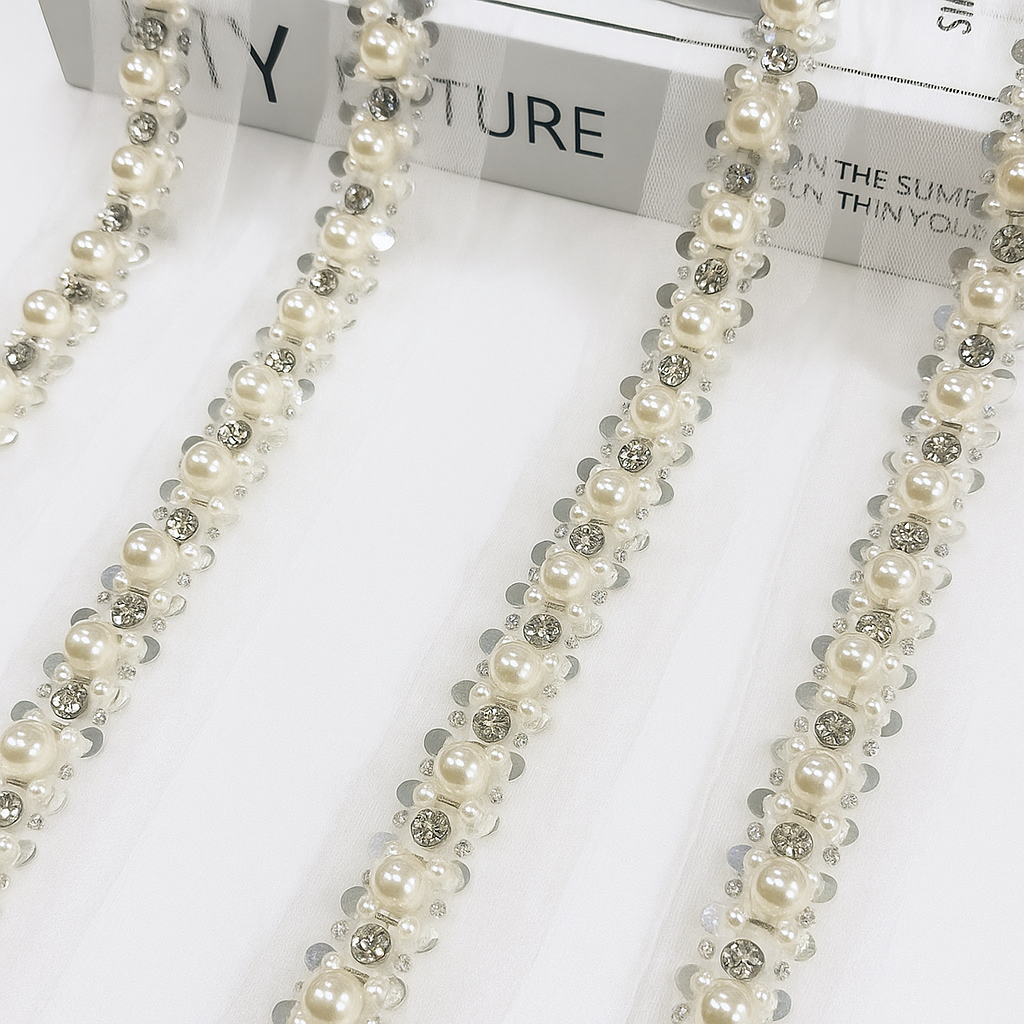 French Fashion 3D Pearl Beaded Lace Trim for Wedding Dress French Fashion 3D Pearl Beaded Lace Trim for Wedding Dress