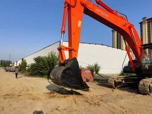 Excavadora Usada de Buena Calidad, Excavadora Japonesa Usada de 20 Toneladas Hitachi Zx200 - Product Image 3