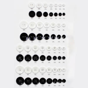 Perles <span class=keywords><strong>bouton</strong></span>-pression en plastique ABS plaqué, rondes, noires et blanches, écologiques, à dos plat, haute brillance, résistantes à l'usure et <span class=keywords><strong>anti</strong></span>-décoloration, vente en gros - Product Image 1