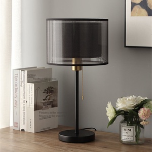 Lámpara de noche minimalista moderna, luz atmosférica, lujo, cálido, retro, creativo, dormitorio, protección ocular, lámpara de mesa - Product Image 5