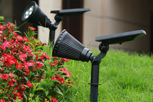 Projecteur solaire LED pour jardin, extérieur, étanche IP65, montage mural, réglable avec panneau solaire, lumière du jour 5000K - Product Image 6