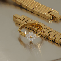 Bague en zircone cubique trèfle à quatre feuilles européenne et américaine, bijou de doigt inaltérable pour femme, vente en gros
