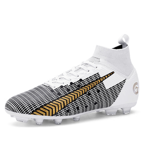 Nouveauté Stock d'origine <span class=keywords><strong>Messi</strong></span> vente en gros chaussures de football pour hommes et femmes tendance rétro haut pieds larges solides entraînement de sport match - Product Image 2