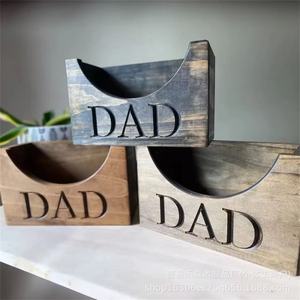 Porte-chapeaux en bois massif pour papa, boîte de rangement de bureau rectangulaire avec découpe semi-circulaire, cadeau pour la fête des pères - Product Image 1