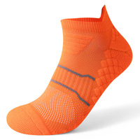 2024 vente chaude été couleur unie absorbant la sueur course en plein air Fitness Compression cheville chaussettes pour femmes hommes