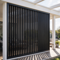 Système de panneaux de persiennes verticales en aluminium modernes pour l'extérieur, contrôle solaire et intimité, pour la conception de pergola extérieure de villa