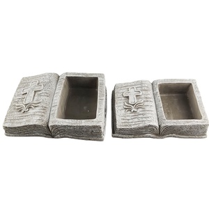 Pot de fleurs <span class=keywords><strong>en</strong></span> béton fait main de haute qualité <span class=keywords><strong>pour</strong></span> <span class=keywords><strong>jardin</strong></span> et cimetière, avec motifs <span class=keywords><strong>en</strong></span> croix <span class=keywords><strong>pour</strong></span> plantes et fleurs - Product Image 1