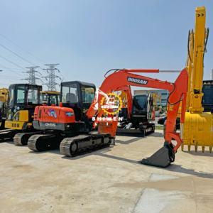 High Quality Korea Original Second <b>Hand</b> Hydraulic Crawler DOOSAN DH55 Cheap Price Excavator Dh55 Red Good Condition - Product Image 2
