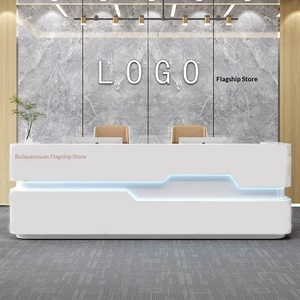 Bancone <span class=keywords><strong>Bar</strong></span> Moderno in Legno Massello con Finitura Effetto Marmo, Curvo, con Cassetto e Illuminazione Integrata per Lobby Aziendale, Salone di Bellezza, Clinica Dentistica, Hotel - Product Image 1