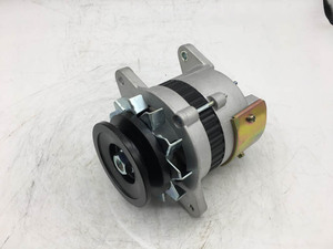 Accessoires de moteur d'excavatrice de haute qualité 0-33000-5480 Alternateur pour KOMTASU 4D95 - Product Image 2