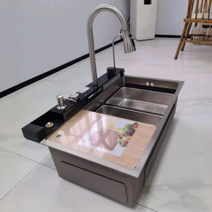 Set Moderno di Lavello e Rubinetto da Cucina in Acciaio Inox con Display Digitale per Villa - Product Image 2