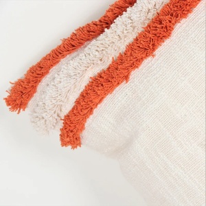 Funda de Cojín Bordada a Mano Estilo Boho en Color Marfil y Naranja con Borde Cuadrado para Decoración del Hogar - Product Image 6
