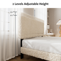 Lit plateforme moderne en fausse fourrure, taille King, avec tête de lit haute et lattes en bois robustes, idéal pour la décoration de chambre d'hôtel (vente en gros)
