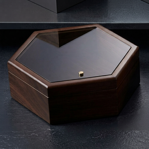 Conteneur alimentaire hexagonal en bois artisanal avec couvercle, capacité de 3 à 6 L, garde les aliments frais pour les noix, les bonbons et les fruits secs - Product Image 1