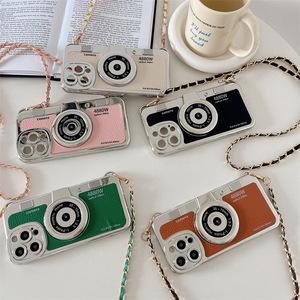IVANHOE Étui de téléphone à sangle de caméra stéréo rétro de luxe adapté à l'<span class=keywords><strong>iPhone</strong></span> 15 14 Plus 13 12 <span class=keywords><strong>11</strong></span> <span class=keywords><strong>Pro</strong></span> Max Étui de téléphone à motif en <span class=keywords><strong>cuir</strong></span> - Product Image 1