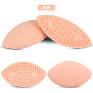 Masseur mammaire Massive Health en silicone sans fil à vibration rechargeable pour le soin des seins - Product Image 5
