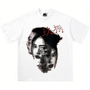 T-shirt squadrata con grafica giapponese astratta, design oversize streetwear Y2k - Product Image 2