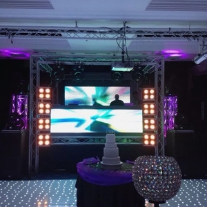 Popolare Nightclub P2 P2.5 P3 schermo magico <span class=keywords><strong>LED</strong></span> DJ Booth pannello da tavolo Design Video schermo di visualizzazione a <span class=keywords><strong>Led</strong></span> formato Disco per Bar - Product Image 3