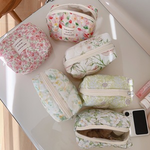 Magnate personalizable moda mujer maquillaje <span class=keywords><strong>flor</strong></span> Floral blanco cremallera barato a granel maquillaje Mini bolsas estuche de belleza y almacenamiento - Product Image 5