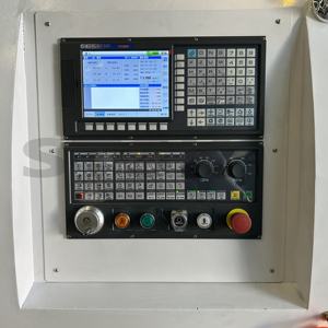 Tornio CNC SKF per la produzione di stampi per guarnizioni idrauliche, CNC per la produzione di guarnizioni in gomma con sistema CNC Fanuc Siemens - Product Image 5