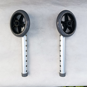 Accoudoirs OEM avec roues en alliage d'aluminium et trous de réglage pour poussettes et déambulateurs - Product Image 4