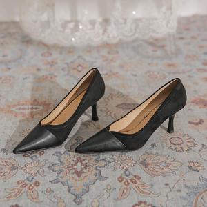 Zapatos Unisex de Tacón Bajo con Punta Puntiaguda, de Cuero Genuino, Diseño Calado, Estilo Moderno 2026, Cómodos y Resistentes al Agua - Product Image 5