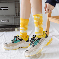 Chaussettes d'hiver unisexes en coton spandex à blocs de couleurs de haute qualité Style de la mode de rue Design tricoté respirant Logo personnalisé Taille unique