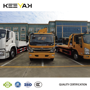 Camion <span class=keywords><strong>de</strong></span> remorquage Dongfeng 4X2 à commande à distance, camion <span class=keywords><strong>de</strong></span> remorquage LHD, camion <span class=keywords><strong>de</strong></span> dépannage 5 tonnes, bras repliable, camion <span class=keywords><strong>de</strong></span> remorquage à plateau avec grue, fourni par <span class=keywords><strong>l</strong></span>'usine - Product Image 2