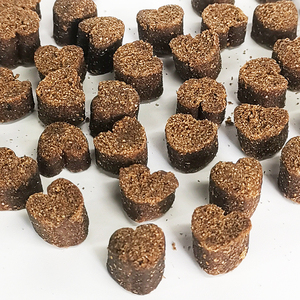 Snack per Animali Domestici OEM ODM Direttamente dalla Fabbrica, Carne Secca, Alimenti per Animali ad Alto Contenuto Proteico, Bocconcini per Cani e Gatti, Alimento Semiumidificato a Forma di Cuore - Product Image 2