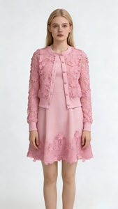 Cárdigan de Encaje Bordado de Manga Larga Color Rosa <span class=keywords><strong>y</strong></span> Elegante Vestido con Dobladillo de Encaje - Product Image 2