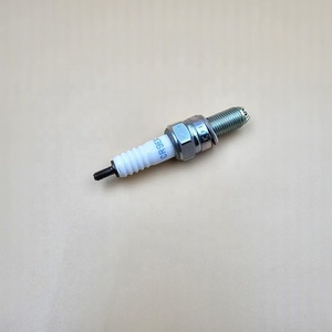 หัวเทียนรถจักรยานยนต์แบบสองขั้วไฟฟ้า CR9EK 4548 สำหรับน้ำมันเบนซิน อะไหล่หัวเทียนเครื่องยนต์รถจักรยานยนต์ญี่ปุ่น - Product Image 6