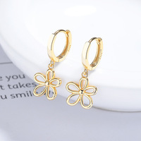 Bijoux fins à la mode 925 en argent Sterling creux Floral Huggie boucles d'oreilles creux fleur goutte boucles d'oreilles pour femmes et filles