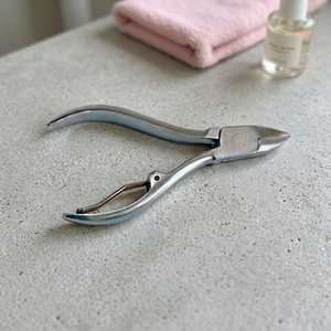 ASAP Professional <b>Heavy</b>-<b>Duty</b> Chiropody Cutter Long-Handle Podiatry Nail Care Clipper Battery-Powered Curved Blade Wide Jaw - Product Image 4