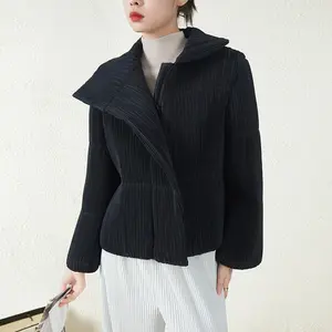 Winter Miyake Pleated Short Korean Fashionable Foreign Style Jacket Stand-Up Collar Loose Zipper Design Coat