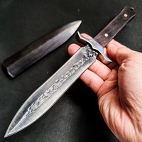 Couteau tactique en acier Damas forgé à la main, lame pleine longueur, manche en bois, couteau à lame fixe pour le camping et la survie