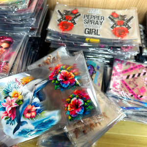 Transferencias UV DTF <span class=keywords><strong>de</strong></span> Personajes al por Mayor <span class=keywords><strong>para</strong></span> Platos, Manualidades, Calcomanías Resistentes a Arañazos, Sin Residuos, Adhesivos Decorativos Removibles, Impresión por Transferencia - Product Image 3