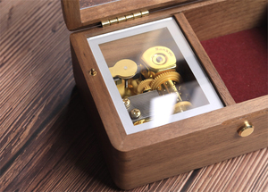 Boîte à <span class=keywords><strong>musique</strong></span> en bois <span class=keywords><strong>Message</strong></span> et chanson personnalisés pour votre amoureux pour toujours Grand cadeau pour les parents et les enfants amoureux - Product Image 4