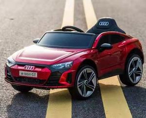 Nouvelle arrivée Voiture électrique Audi RS E-<span class=keywords><strong>tron</strong></span> GT sous licence pour enfant Musique Lumière Batterie Alimentée Jouet voiture à pédales pour enfants - Product Image 1