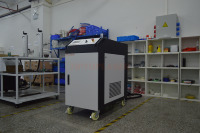 JINAN TIPTOPLASER 200W 300W, machine de nettoyage laser à fibre portable antirouille, machine de nettoyage laser à glace sèche