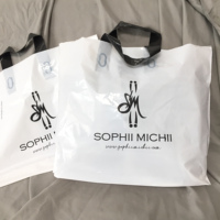 Sac en plastique pour les courses biodégradable à poignée plaquée découpée à l'emporte-pièce à bas prix PE avec sacs en plastique imprimés avec propre logo
