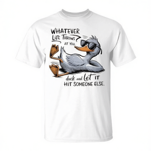 Camiseta: Lo que la vida te lance, hazlo sufrir a otra persona - Product Image 2