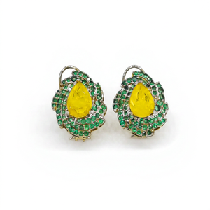 Boucles d'oreilles en zircon cubique 12653Stud, motif fleur jaune et pierre précieuse verte, forme goutte, serties griffes, en laiton plaqué Mehandi, pour femme, bijoux de fête - Product Image 1